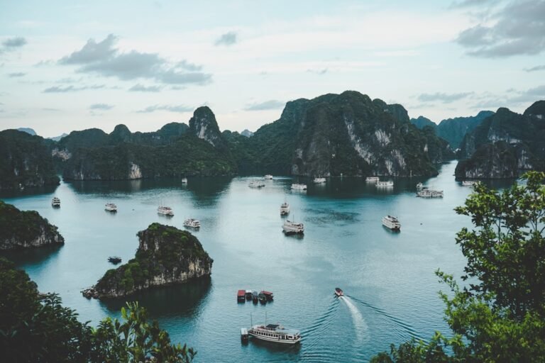 Viajar a Vietnam: guia definitiva para latinoamericanos 2026